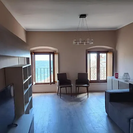 Vistalago Apartment